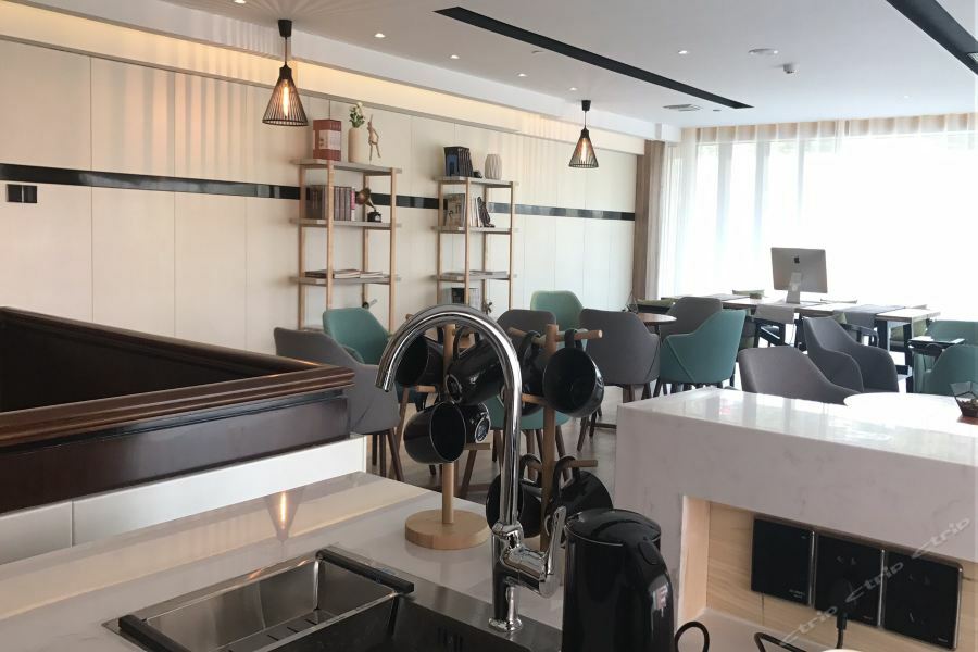 ジンジャン メトロポロ ホテル ナンジン ジアンジュン ダーダオ へハイ ユニバーシティ ブランチ 南京市 エクステリア 写真